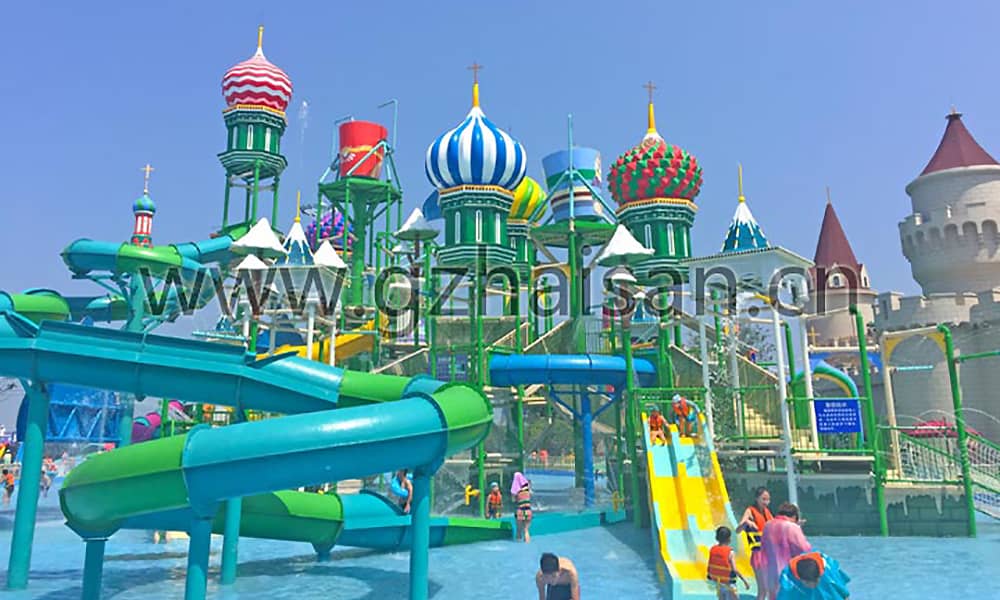 水上乐园设计要考虑到乐趣的提供，也要考虑到安全的保障