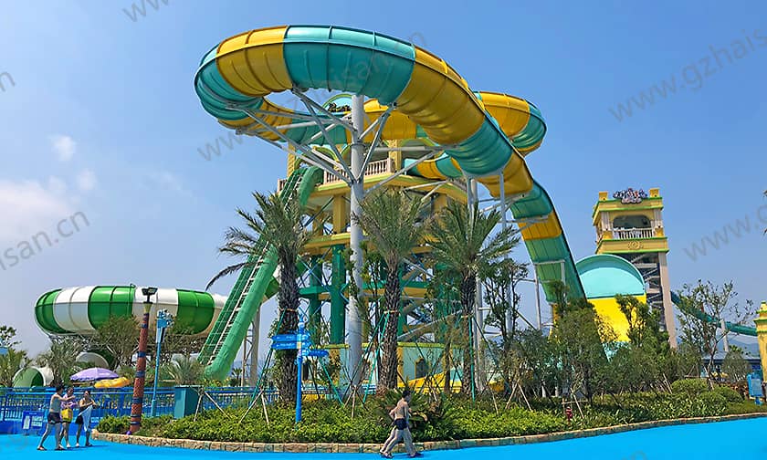 浙江宁波大目湾阿拉的海水上乐园冲天回旋&巨兽碗