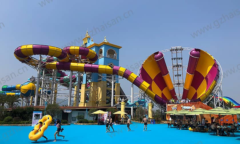 浙江宁波大目湾阿拉的海水上乐园超级龙卷风滑道