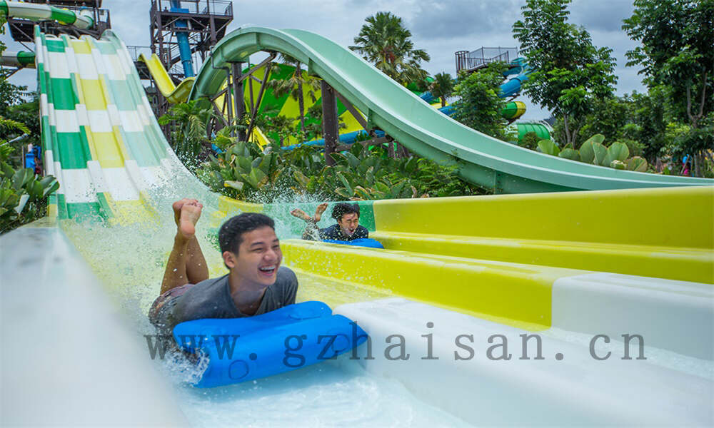 如何选择适合儿童的水上乐园设备？