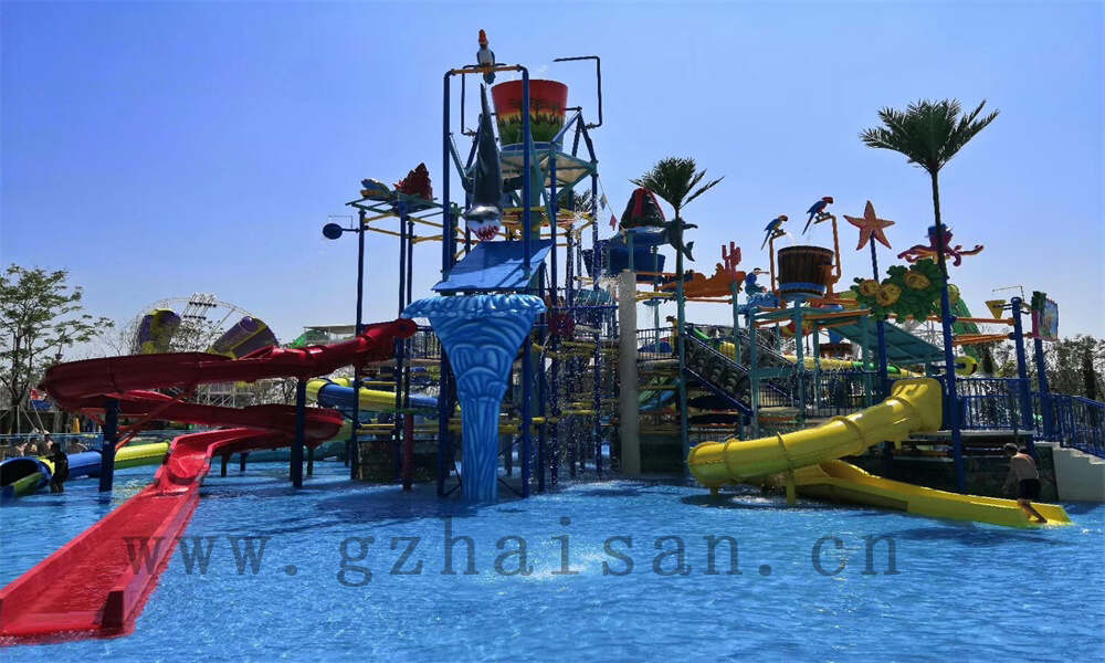 好的水上乐园设备厂家需具备的特点