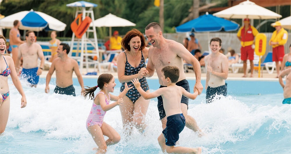 从吐槽到点赞：游客反馈下的水上乐园升级策略