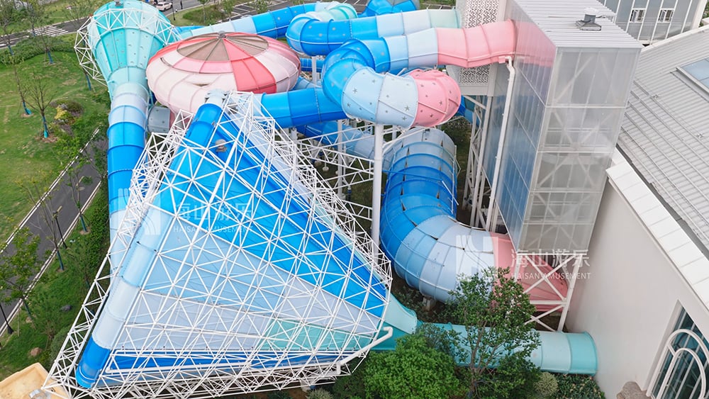 打破季节边界，定义全季狂欢｜超级魔法时空组合滑道，引领水乐园新纪元