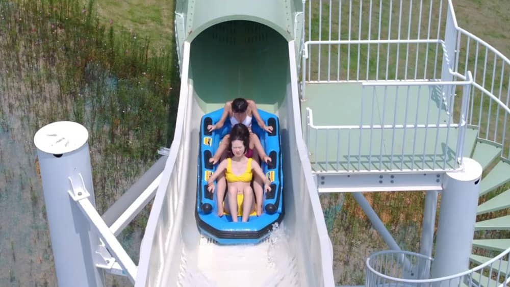 激流过山车｜当速度拥抱水花，掀起水上狂欢盛宴